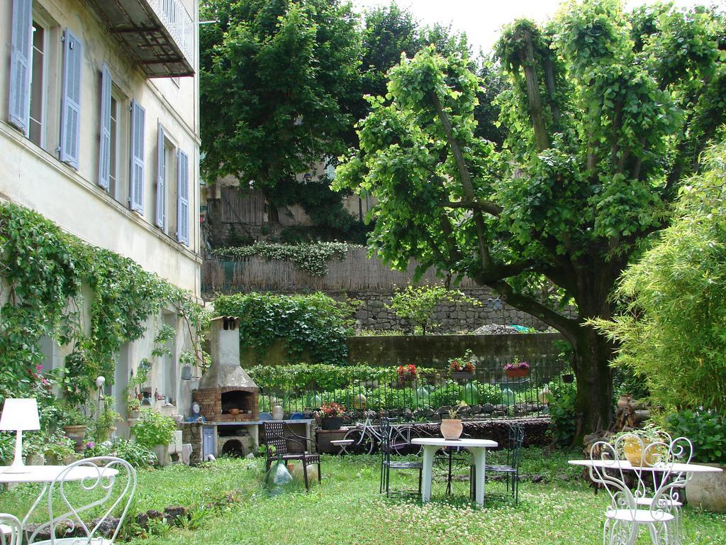 Bed and Breakfast Au Relais Fleuri Gilette Exterior foto